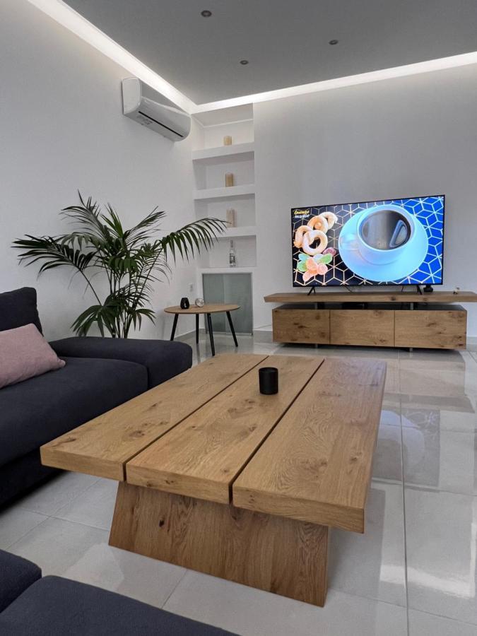 Modern Apartment Close To Airport With Gym And Bbq Heraklion  Екстер'єр фото