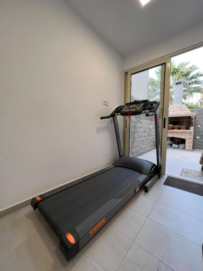 Modern Apartment Close To Airport With Gym And Bbq Heraklion  Екстер'єр фото